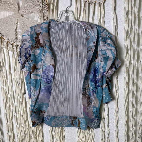 Masaki Matsuka and Gray Floral Print Short Sleeve Open Front Shrug Cardi S/M - Picture 8 of 14